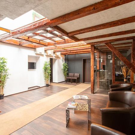 Vendi Grand Square Residence Sibiu Eksteriør bilde