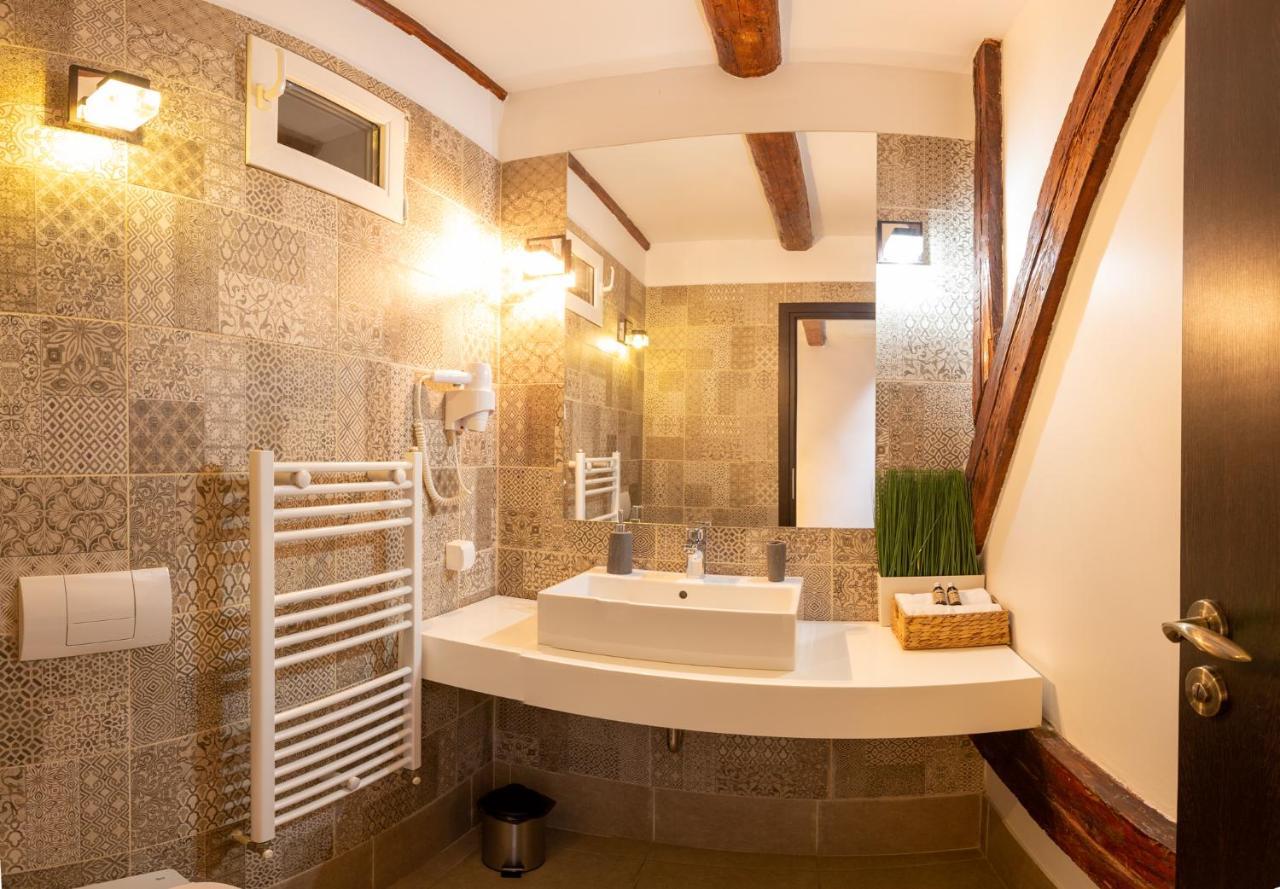 Vendi Grand Square Residence Sibiu Eksteriør bilde