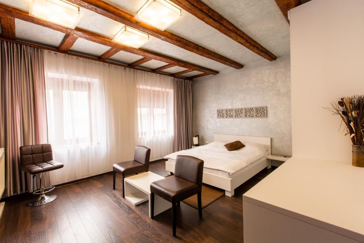 Vendi Grand Square Residence Sibiu Eksteriør bilde